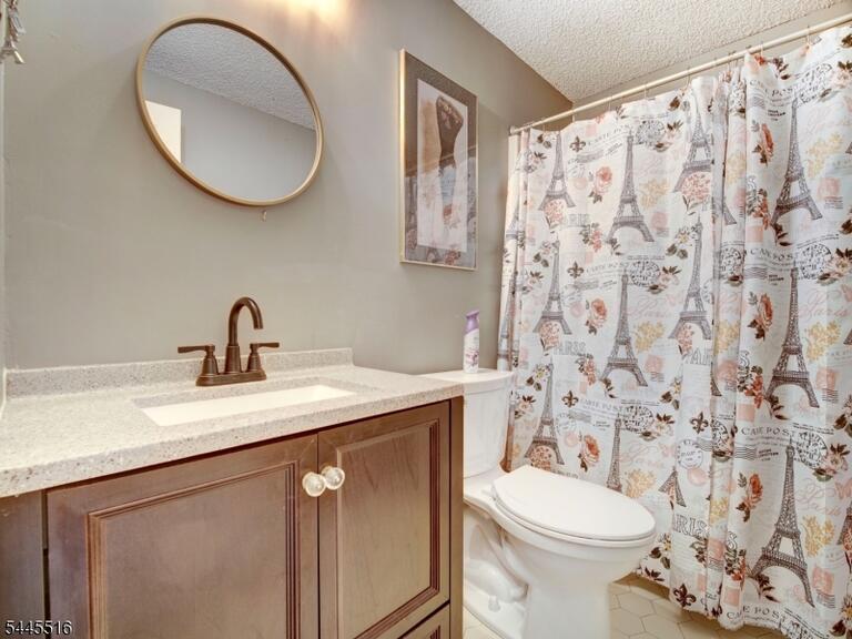 Property listing MLS 4039595 photo 14