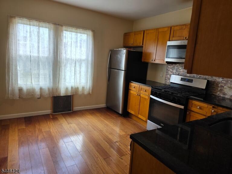 Property listing MLS 4040155 photo 7