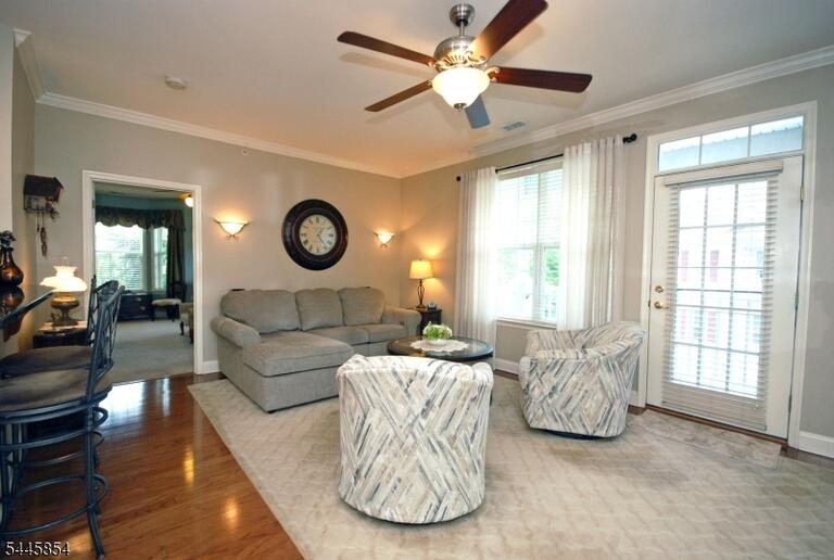 Property listing MLS 4041078 photo 9