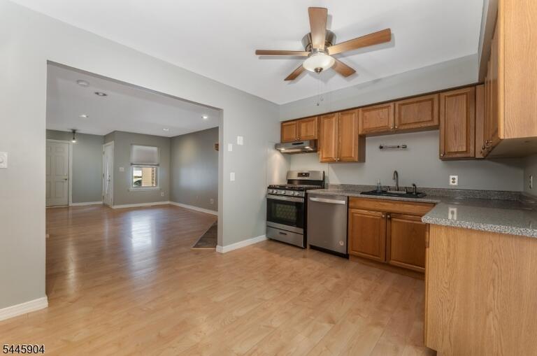 Property listing MLS 4041993 photo 11