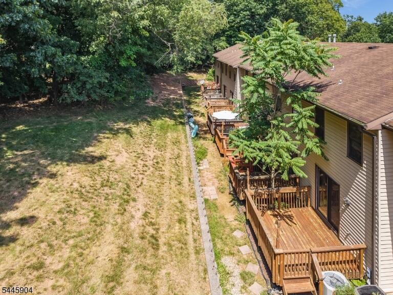Property listing MLS 4041993 photo 28