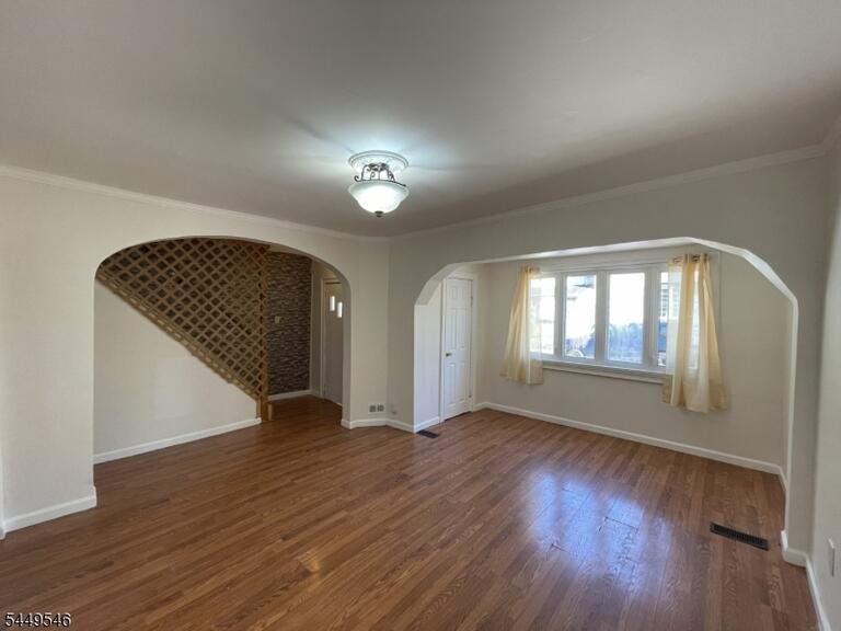 Property listing MLS 4043239 photo 9