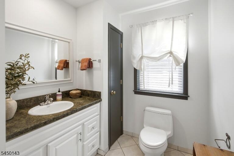 Property listing MLS 4043631 photo 15