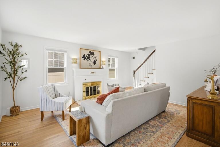 Property listing MLS 4043631 photo 9