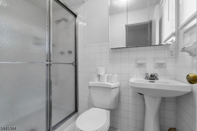 Property listing MLS 4043650 photo 29