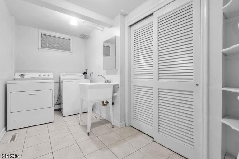 Property listing MLS 4043650 photo 30