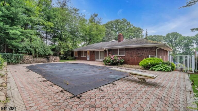 Property listing MLS 4043650 photo 42