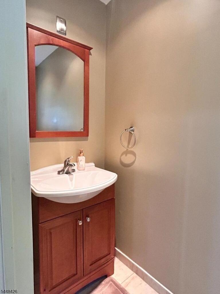 Property listing MLS 4043656 photo 10