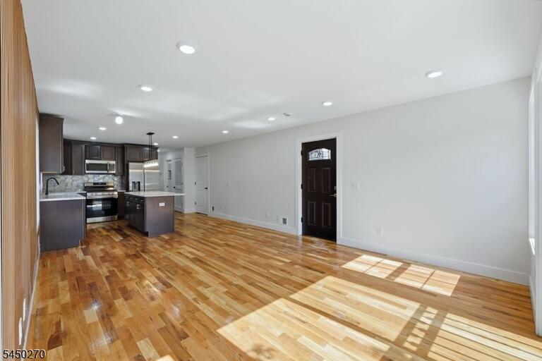 Property listing MLS 4043761 photo 16