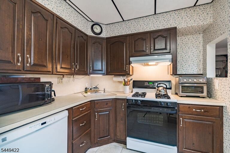 Property listing MLS 4043810 photo 14