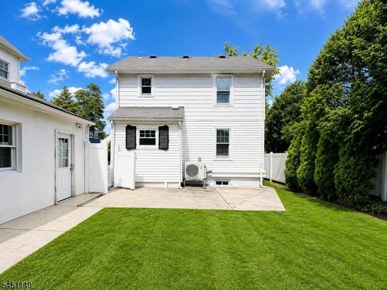 Property listing MLS 4044613 photo 18