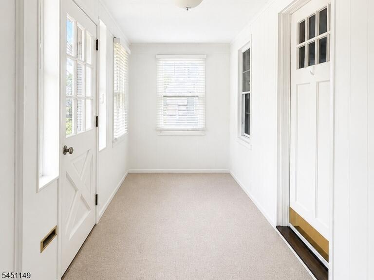 Property listing MLS 4044613 photo 9