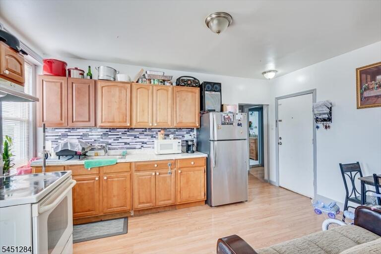 Property listing MLS 4044630 photo 22