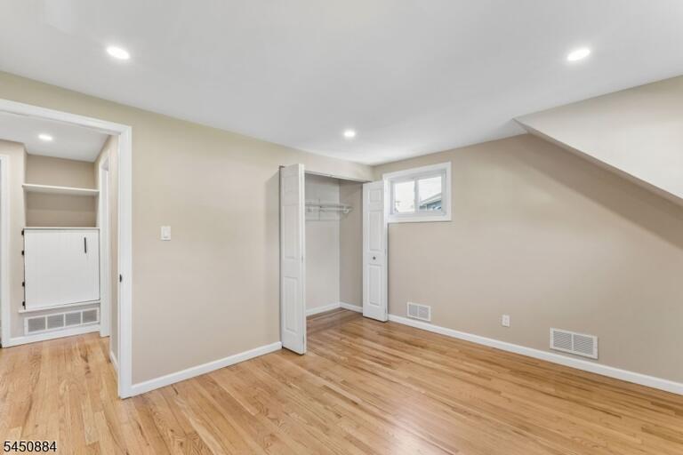 Property listing MLS 4045045 photo 22