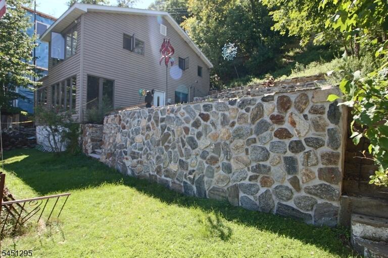 Property listing MLS 4045093 photo 7
