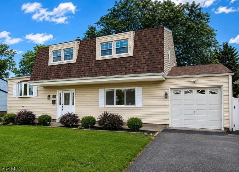 Property listing MLS 4045194 photo 2