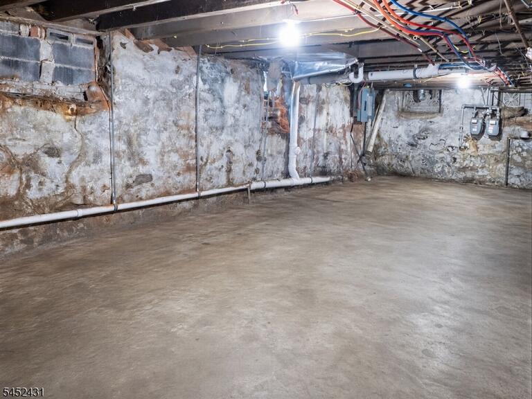 Property listing MLS 4045674 photo 11