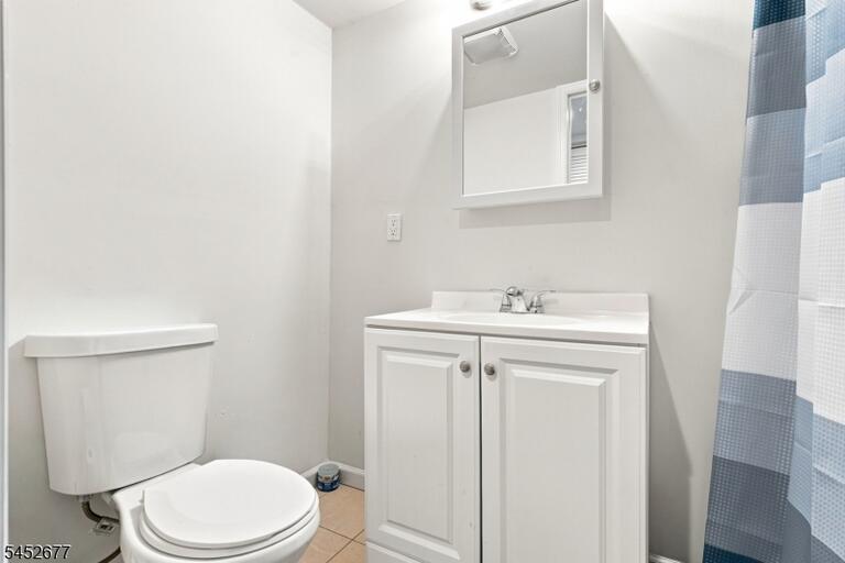 Property listing MLS 4045856 photo 24