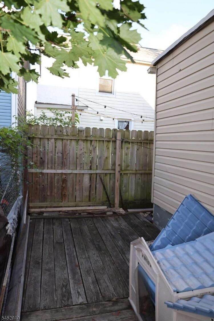 Property listing MLS 4046026 photo 6