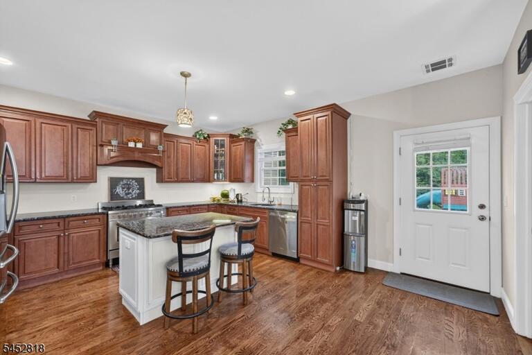 Property listing MLS 4046068 photo 15