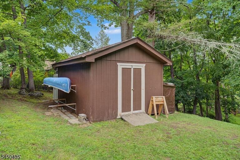 Property listing MLS 4046115 photo 37