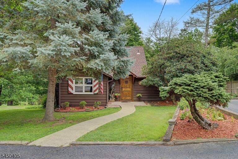 Property listing MLS 4046115 photo 4