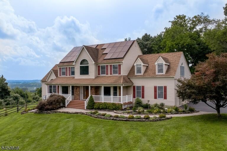 Property listing MLS 4046192 photo 1