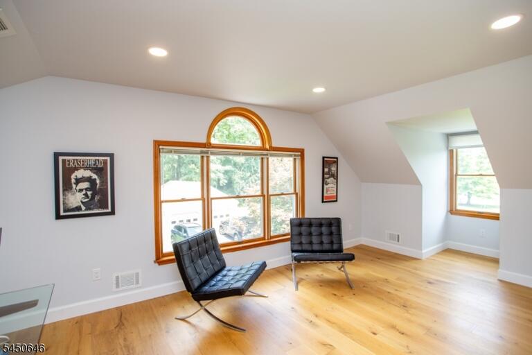 Property listing MLS 4046192 photo 27