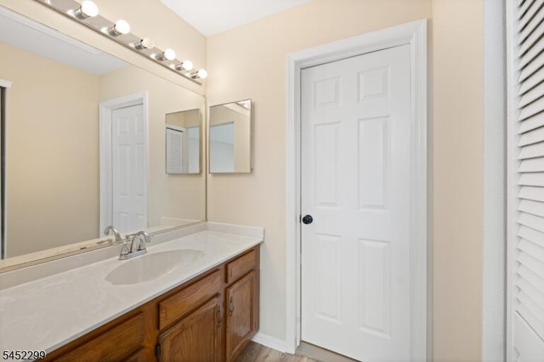 Property listing MLS 4046279 photo 17