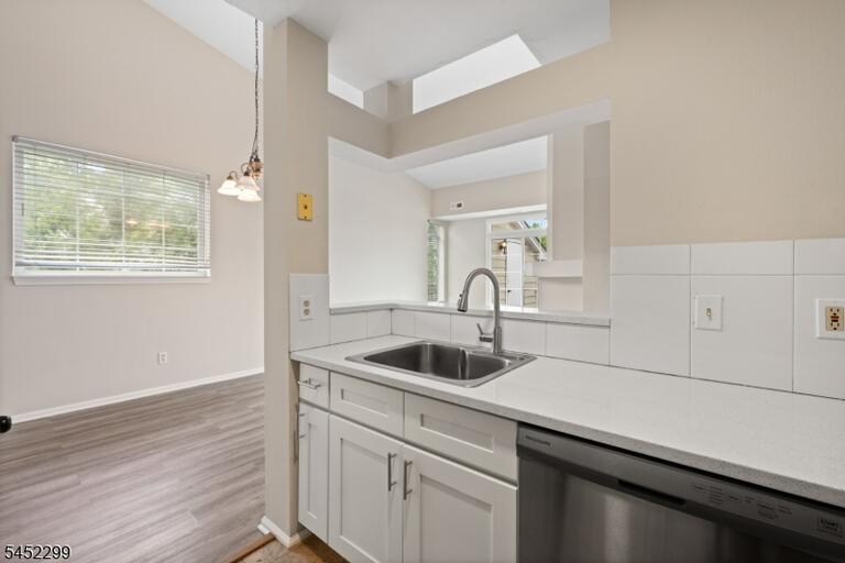 Property listing MLS 4046279 photo 6