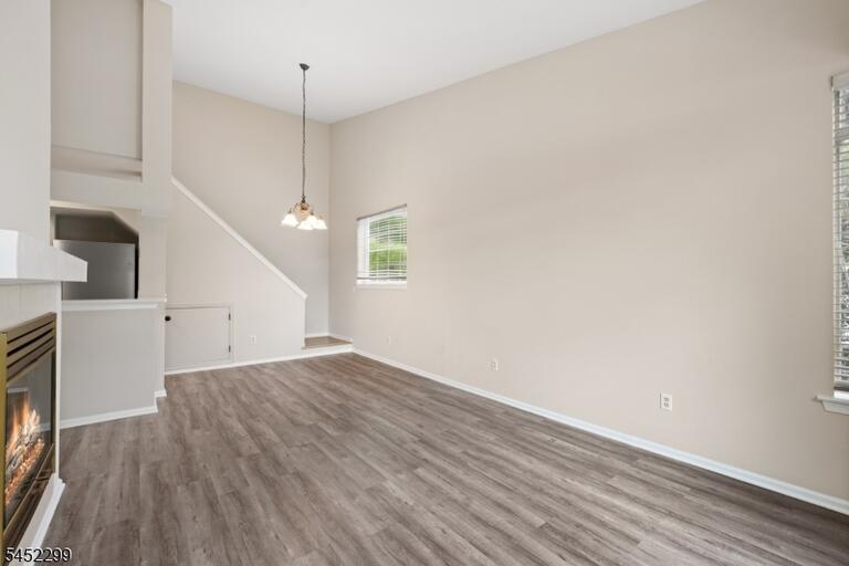 Property listing MLS 4046279 photo 8