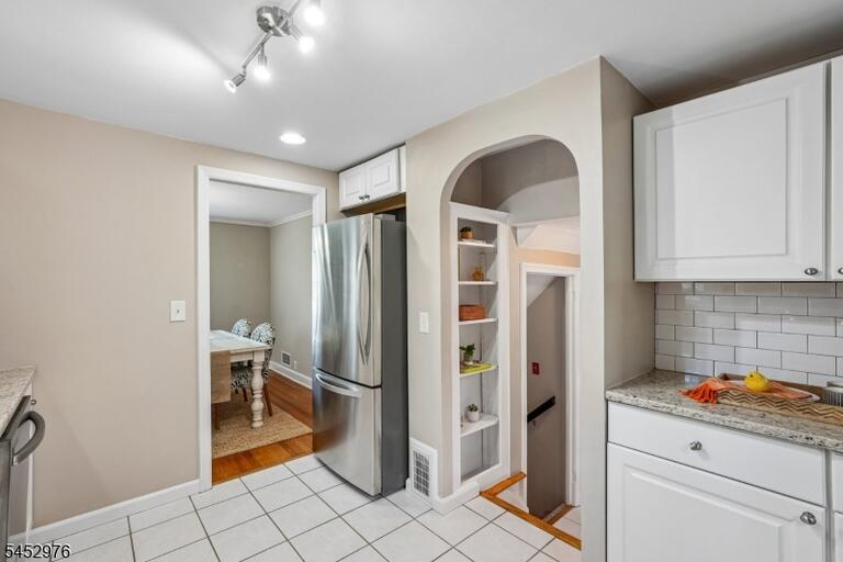 Property listing MLS 4046328 photo 18