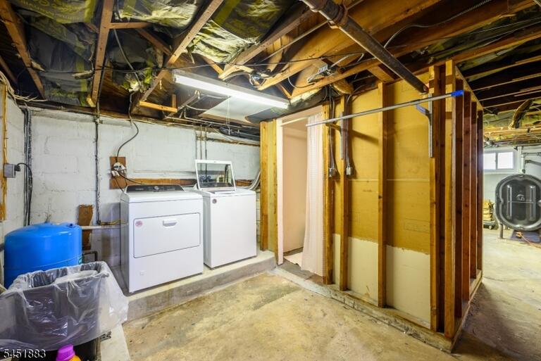 Property listing MLS 4046338 photo 34
