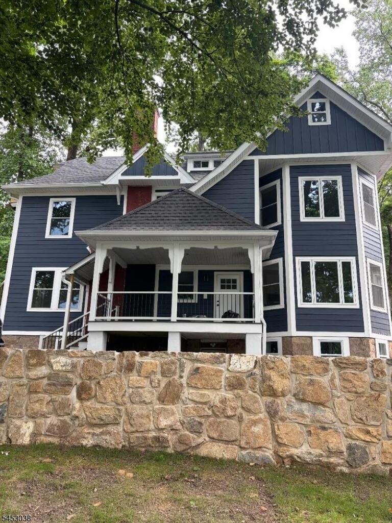 Property listing MLS 4046390 photo 1