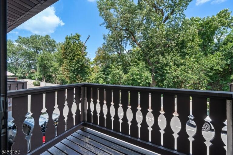 Property listing MLS 4046420 photo 13