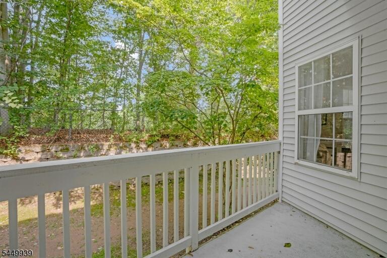 Property listing MLS 4046574 photo 18