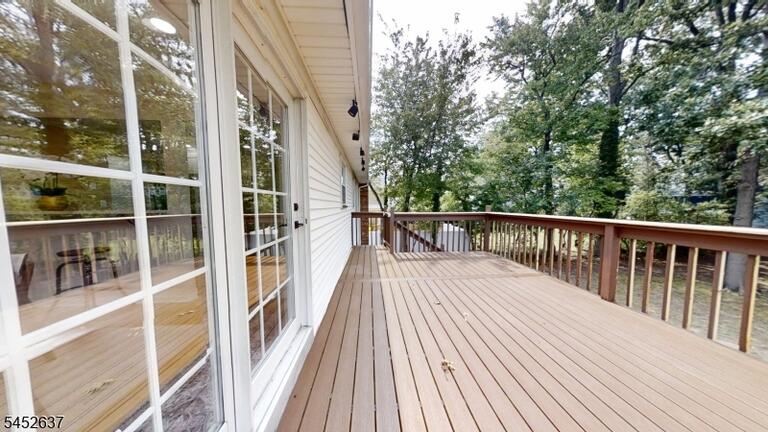 Property listing MLS 4046587 photo 19