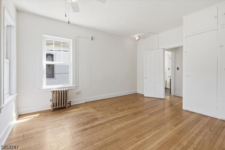 Property listing MLS 4046600 photo 31