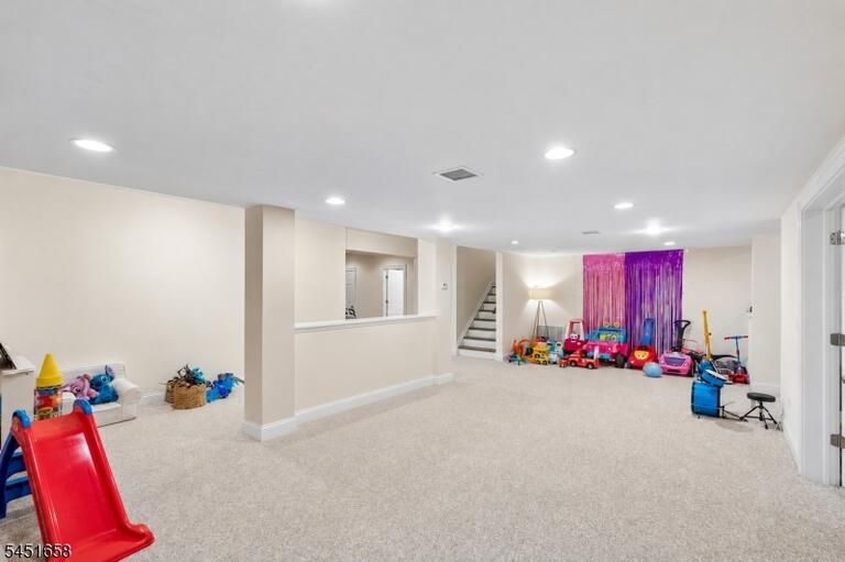 Property listing MLS 4046623 photo 34