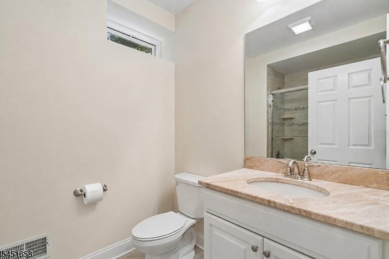 Property listing MLS 4046623 photo 38
