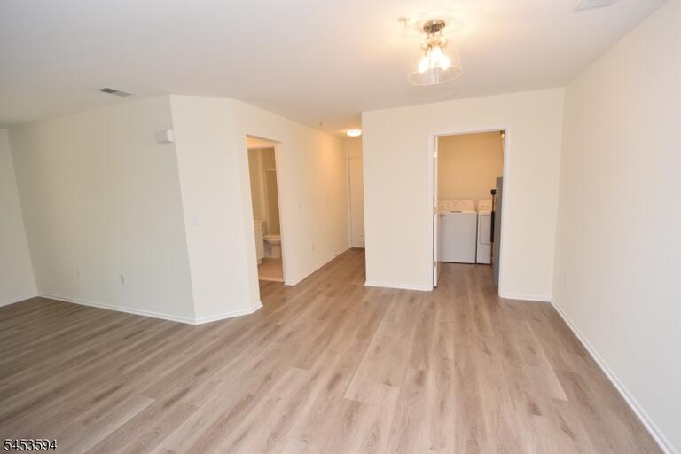 Property listing MLS 4046688 photo 7
