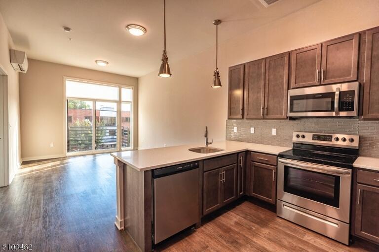 Property listing MLS 4046715 photo 7