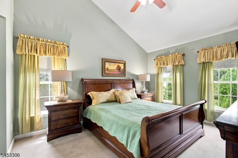 Property listing MLS 4046834 photo 12