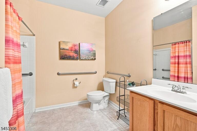 Property listing MLS 4046834 photo 17