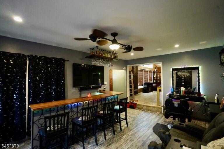 Property listing MLS 4046911 photo 15