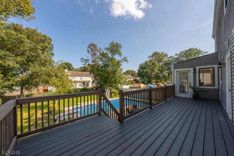 Property listing MLS 4047047 photo 35