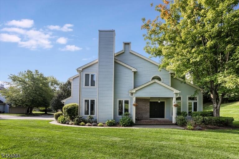 Property listing MLS 4047122 photo 3