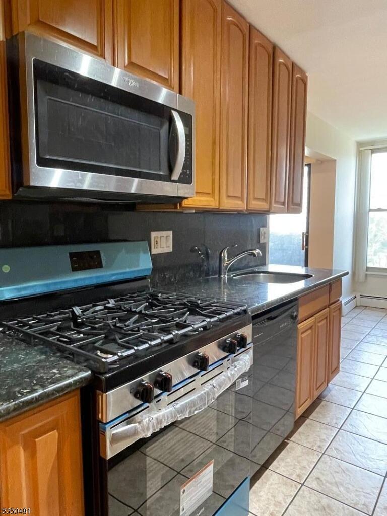 Property listing MLS 4047144 photo 1