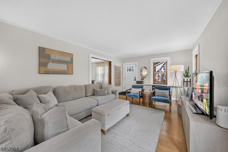Property listing MLS 4047162 photo 7