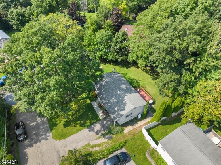 Property listing MLS 4047174 photo 3